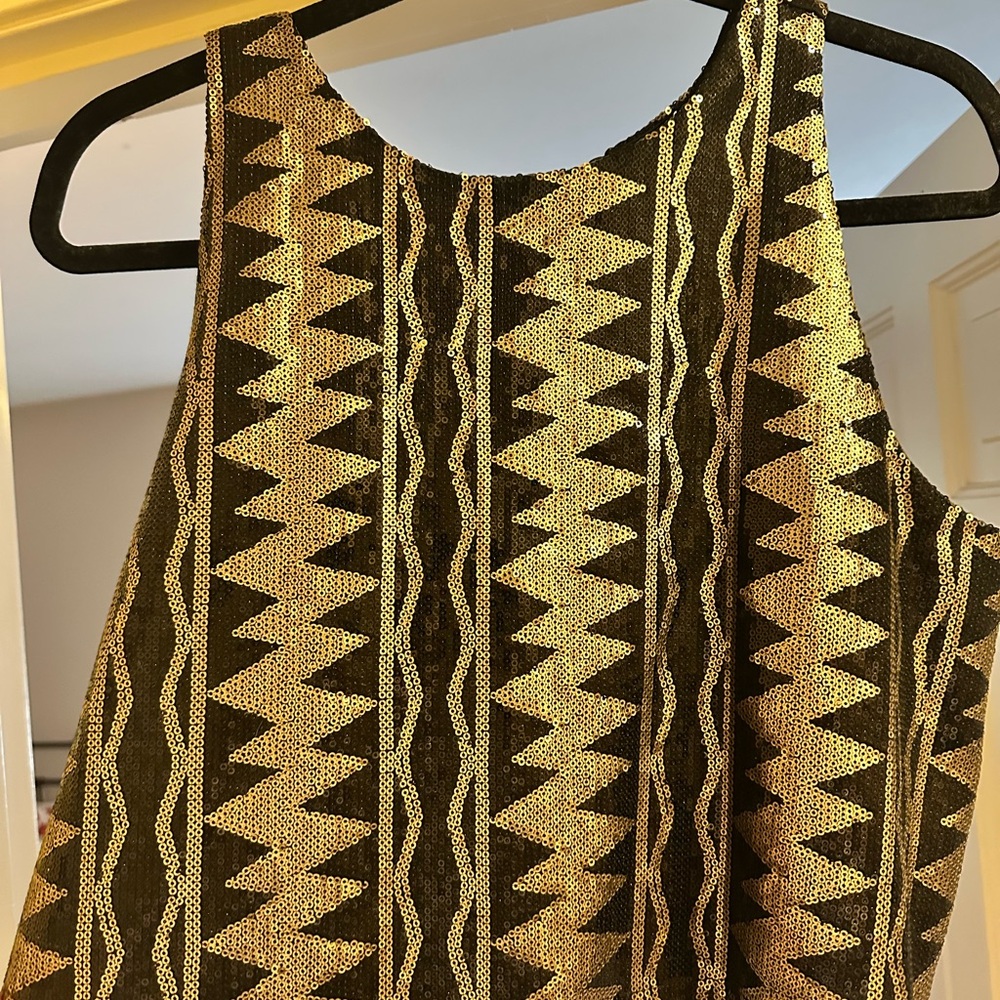 Jack by BB Dakota Black and Gold Crop Top